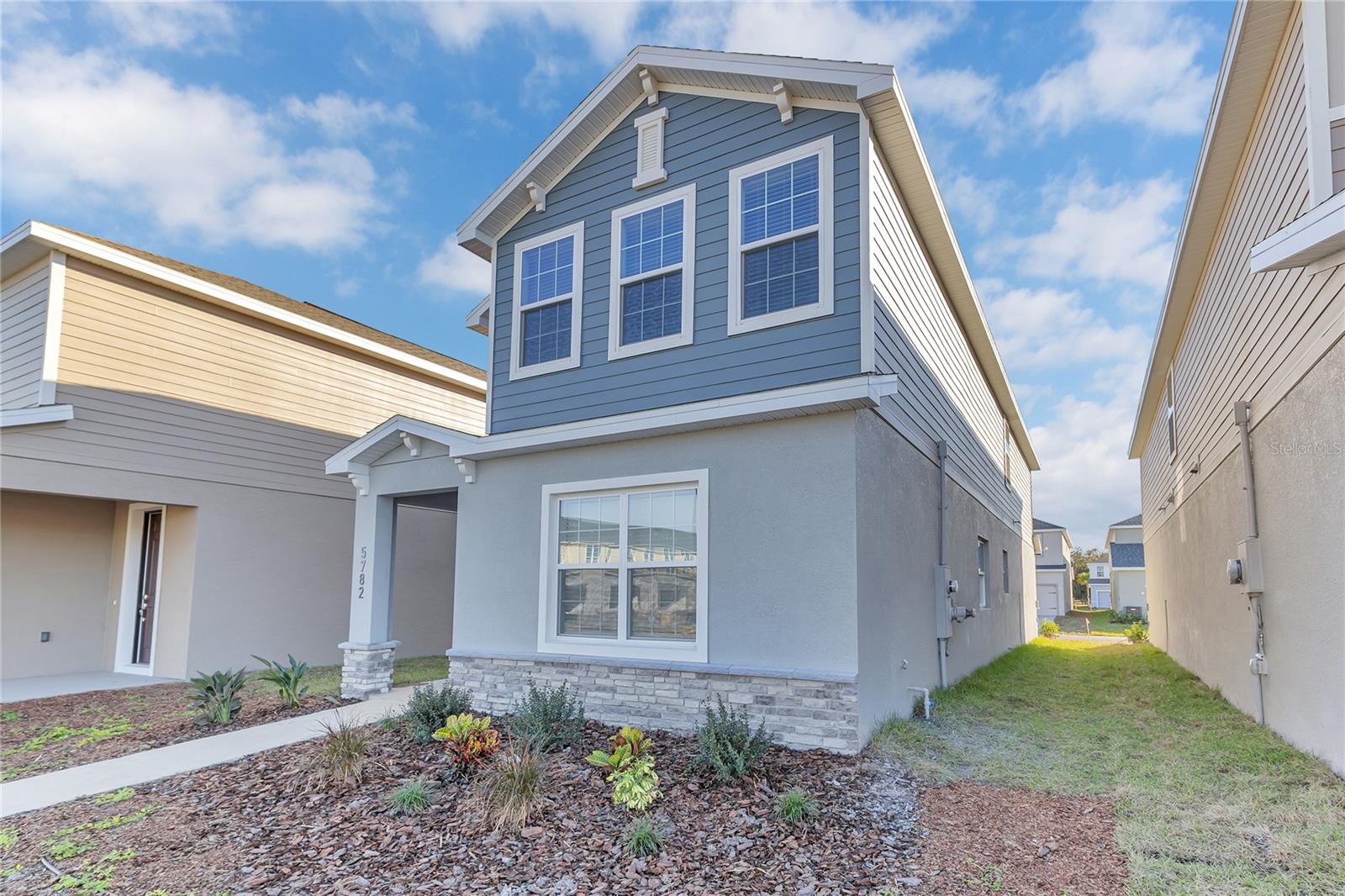 5782 WATERMAN PATH