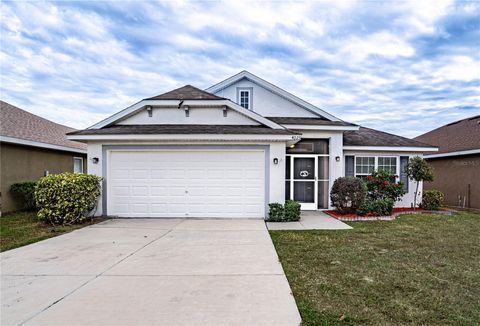 A home in WINTER HAVEN