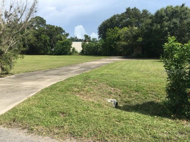 VENETIAN GARDENS - Land