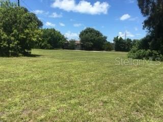 VENETIAN GARDENS - Land