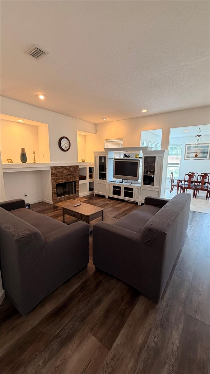 NORTH BAY SEC 04 - Residential