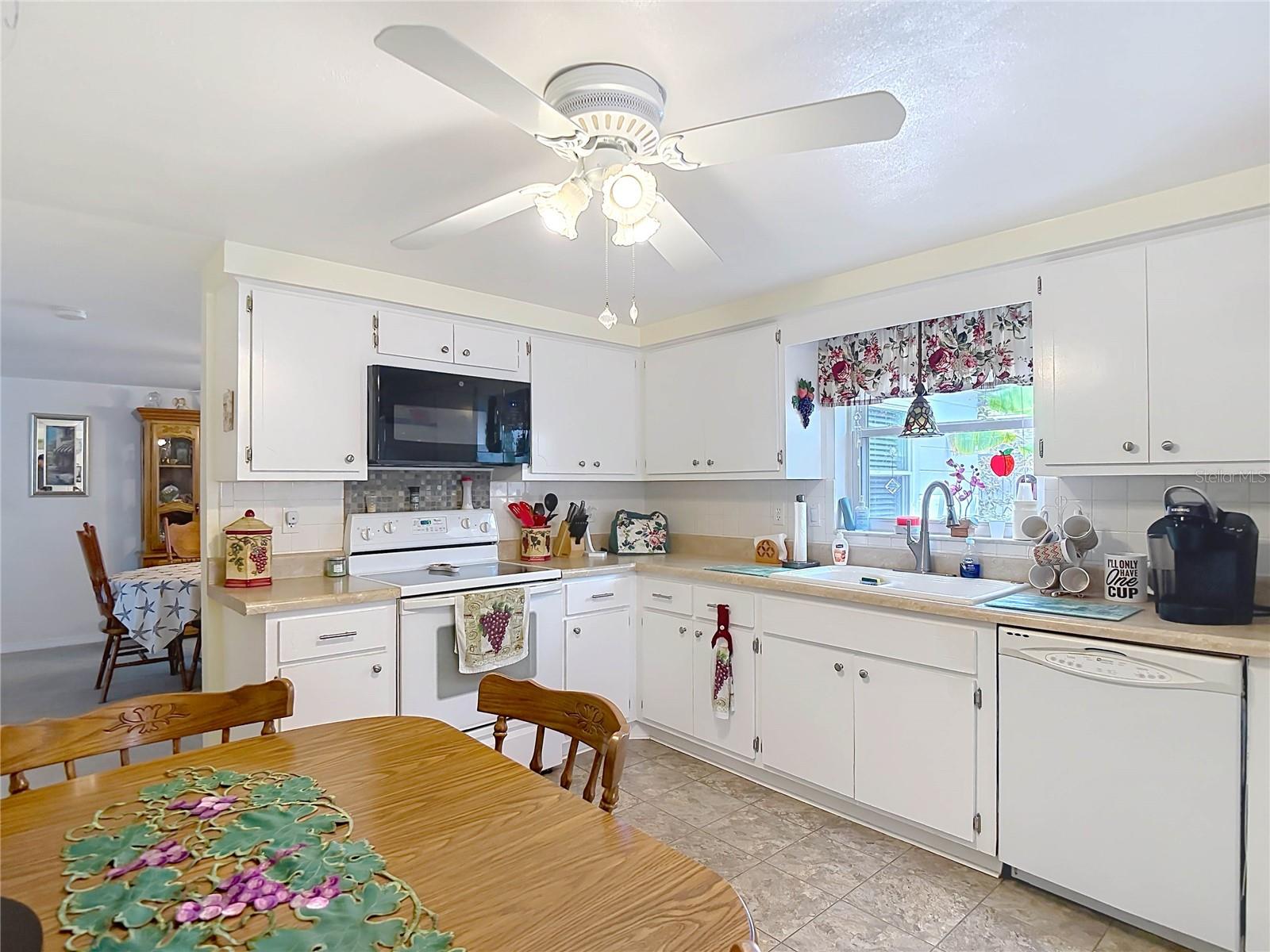 PALM TERRACE GARDENS - Residential