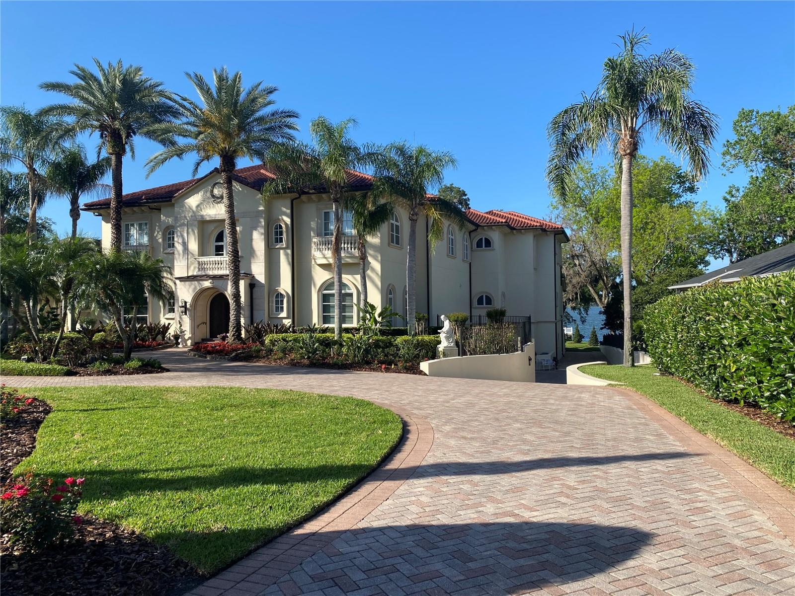 5119 LAKE IN THE WOODS BOULEVARD