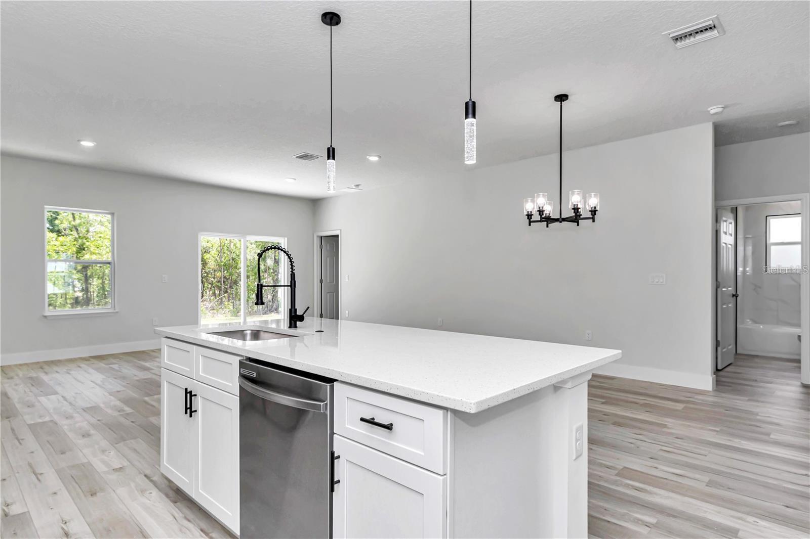 MARION OAKS UN 10 - Residential Lease