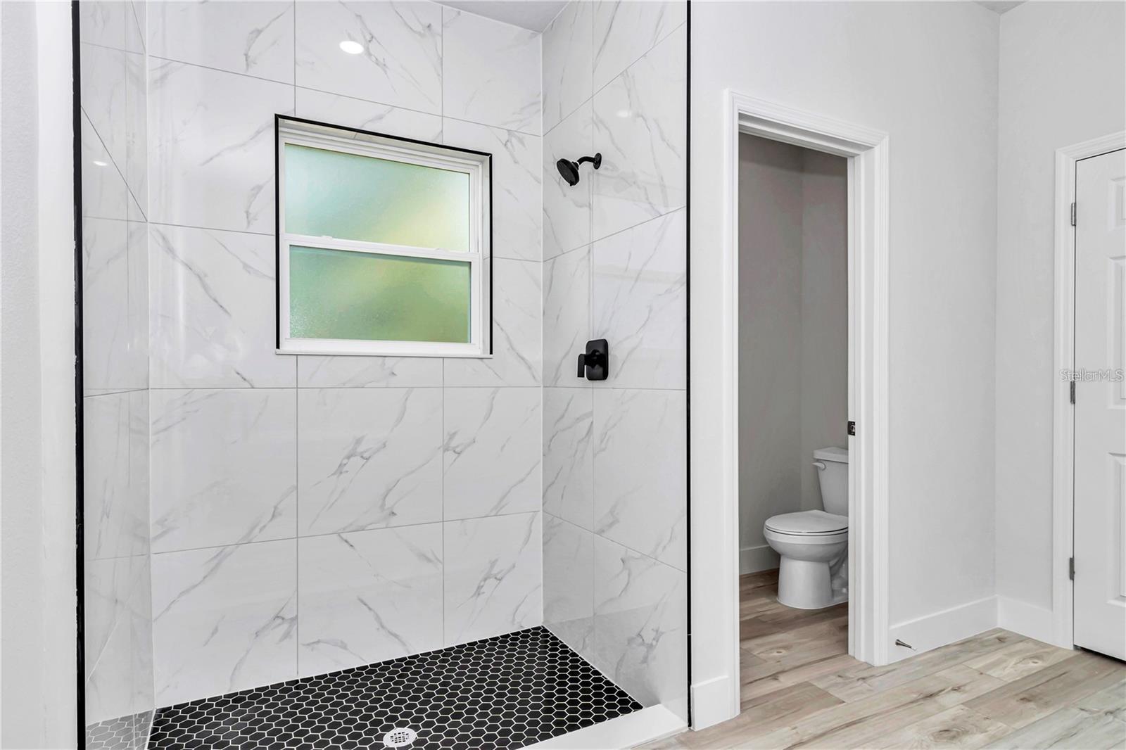 MARION OAKS UN 10 - Residential Lease