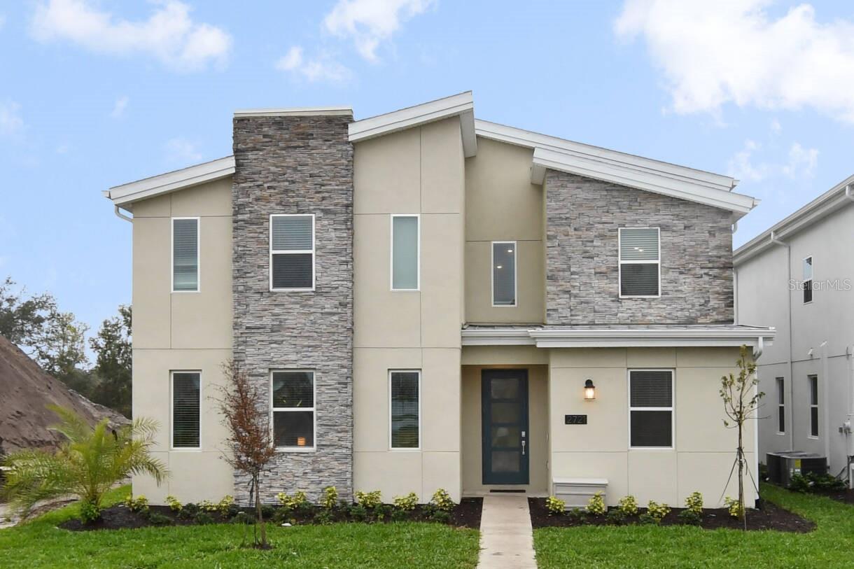 COVE AT STOREY LAKE II - Residential