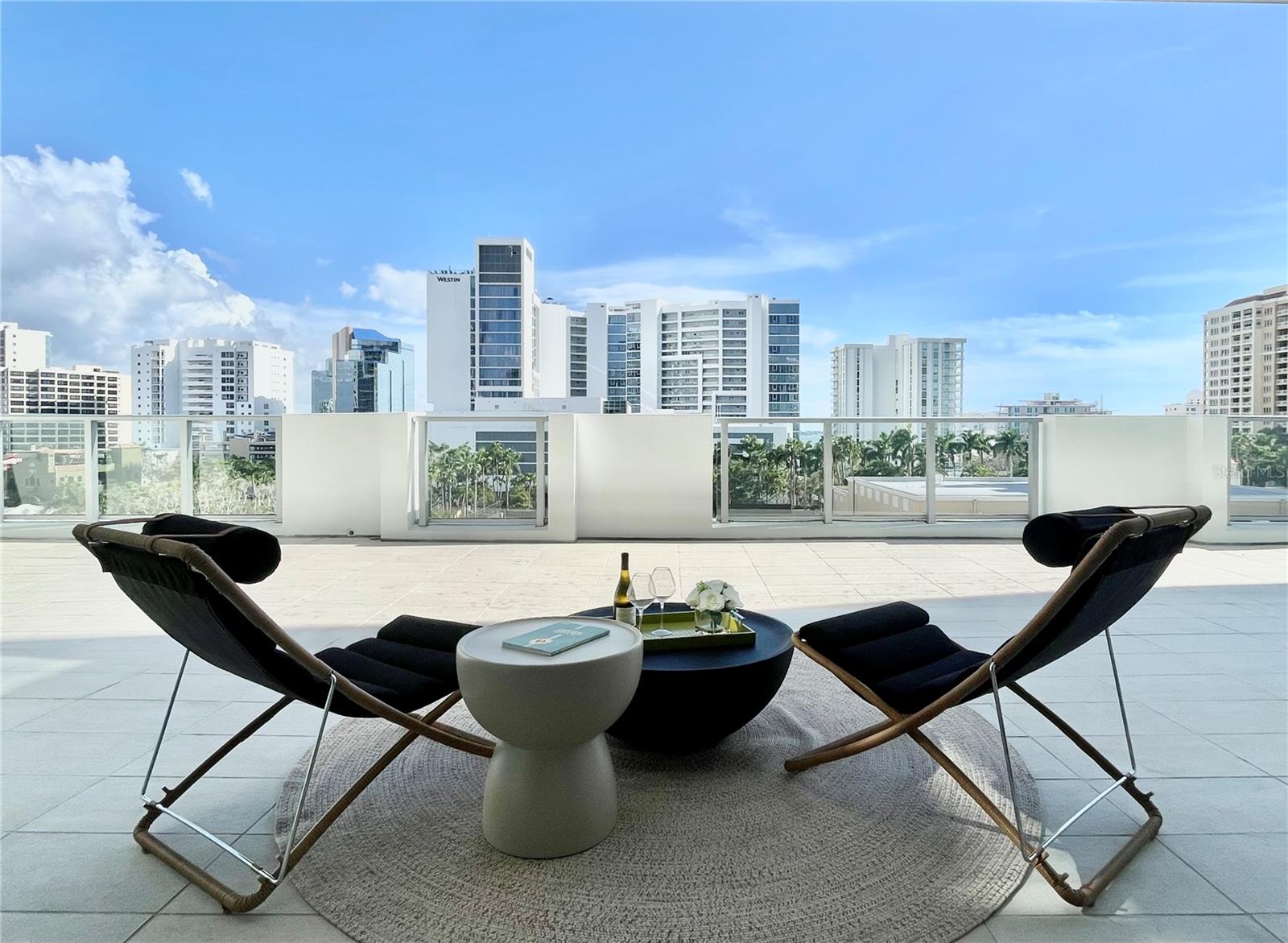 BAYSO SARASOTA - Residential