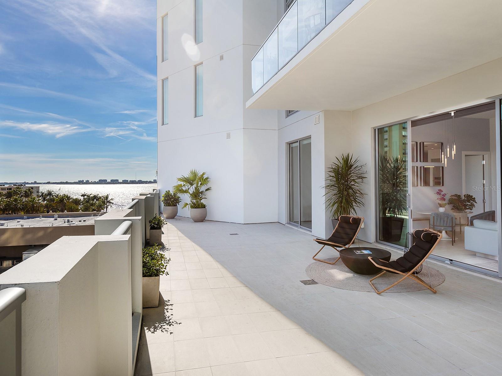 BAYSO SARASOTA - Residential