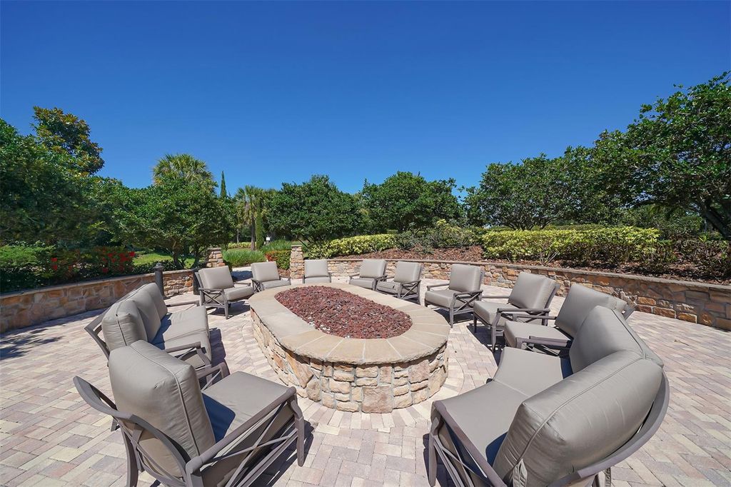 listing image 80