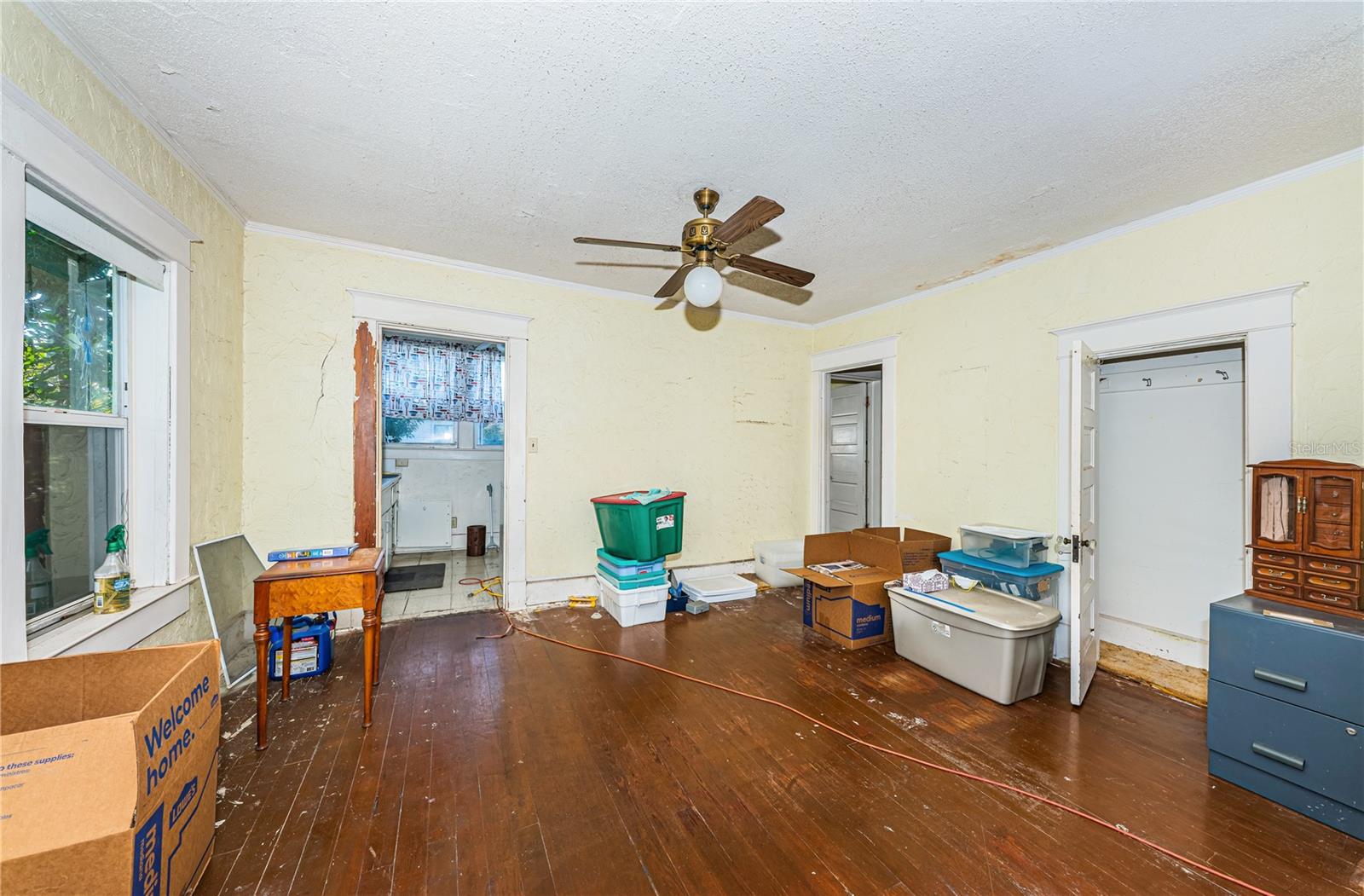 138 N 10TH AVENUE NE