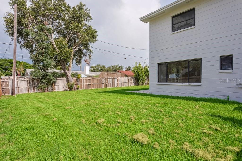 RIVIERA HEIGHTS - Residential Lease