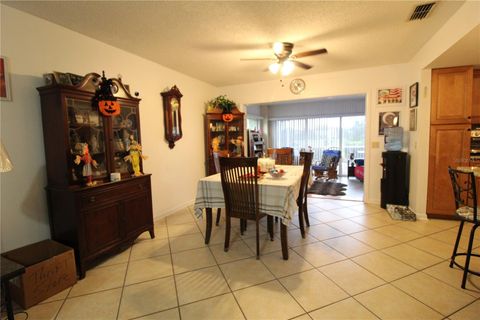 A home in WINTER HAVEN