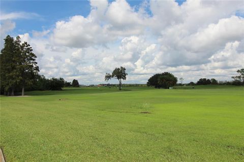 A home in WINTER HAVEN