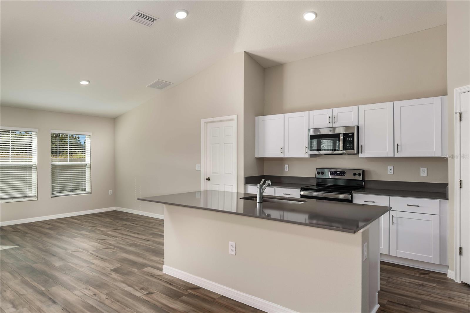 TWO RIVERS - Residential