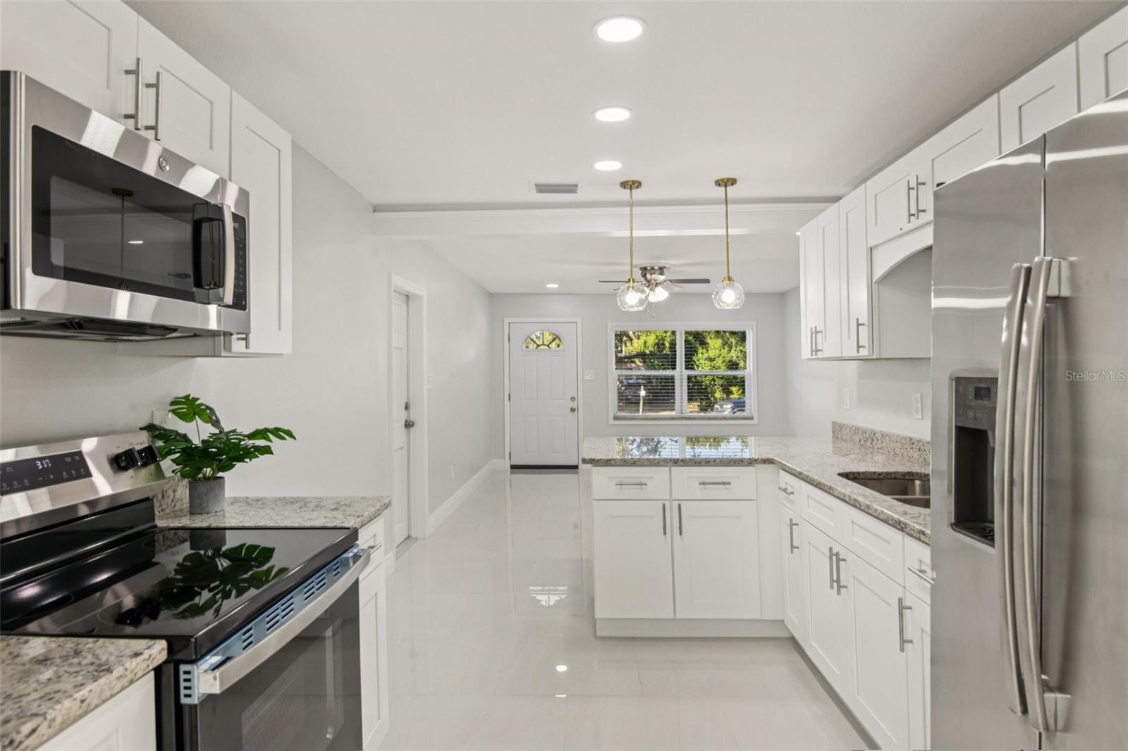 RAMONA PARK - Residential