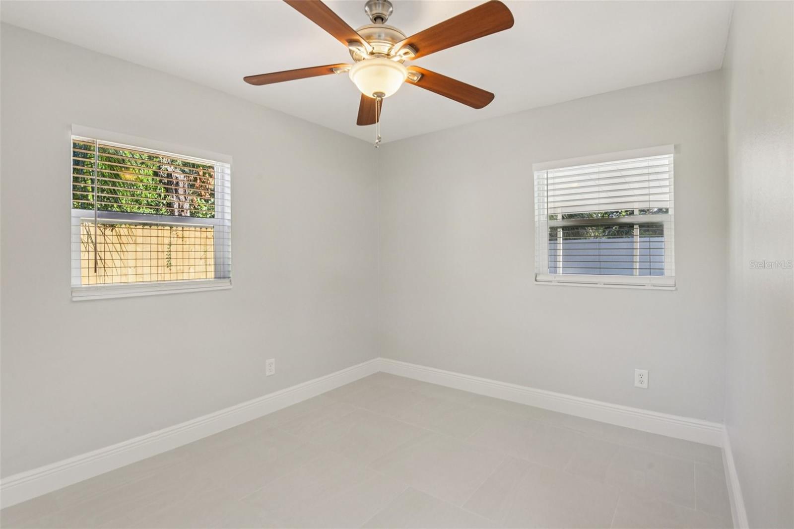 RAMONA PARK - Residential