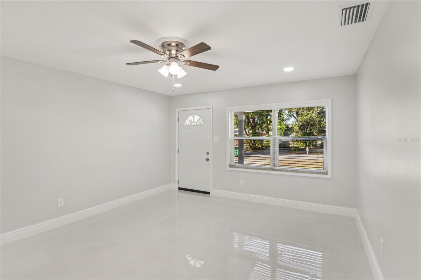 RAMONA PARK - Residential