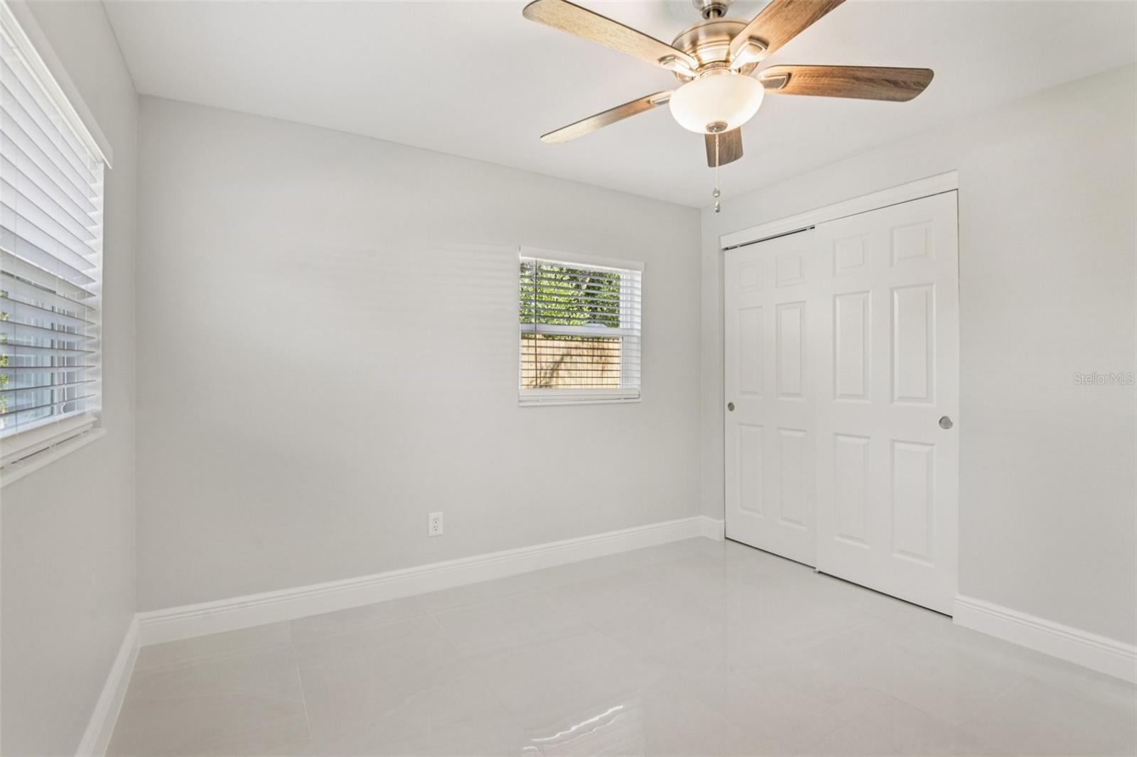 RAMONA PARK - Residential