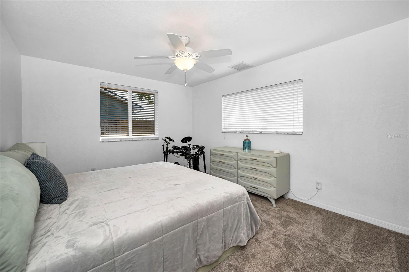 WHISPERING FOREST - Residential