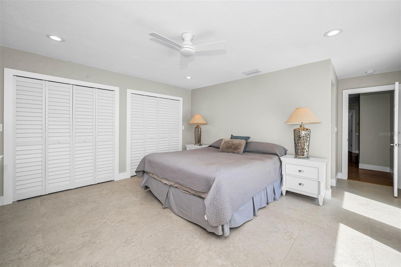 WHISPERING FOREST - Residential