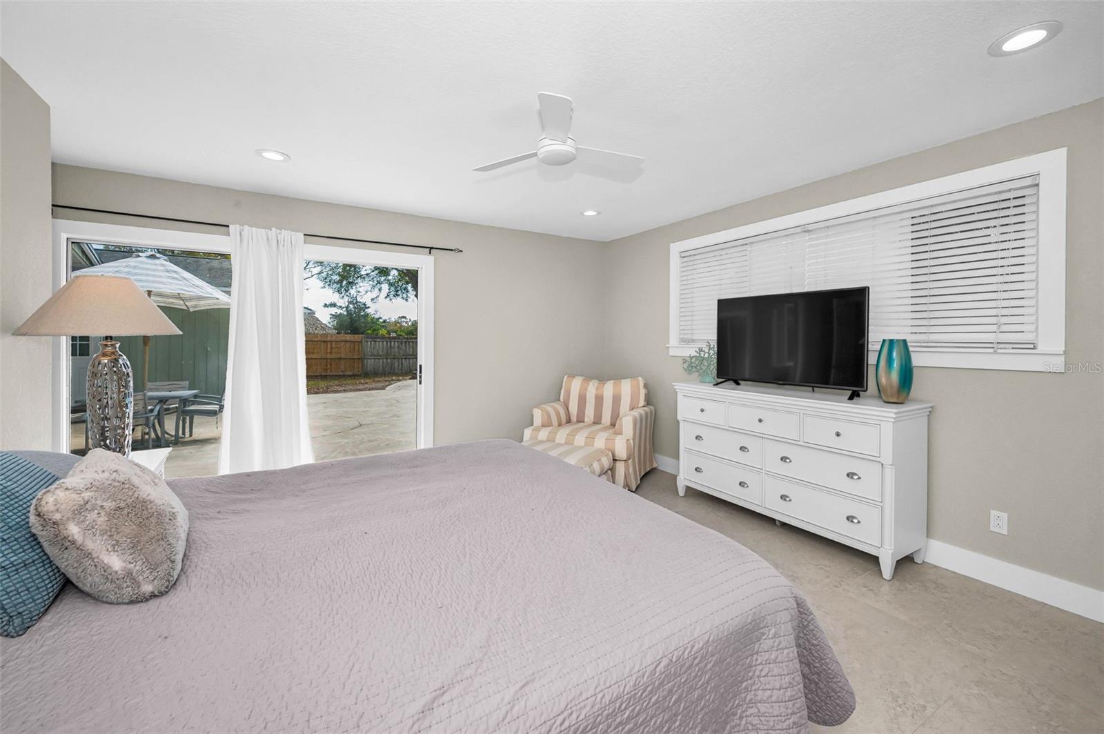 WHISPERING FOREST - Residential