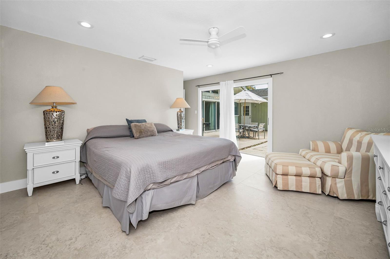 WHISPERING FOREST - Residential