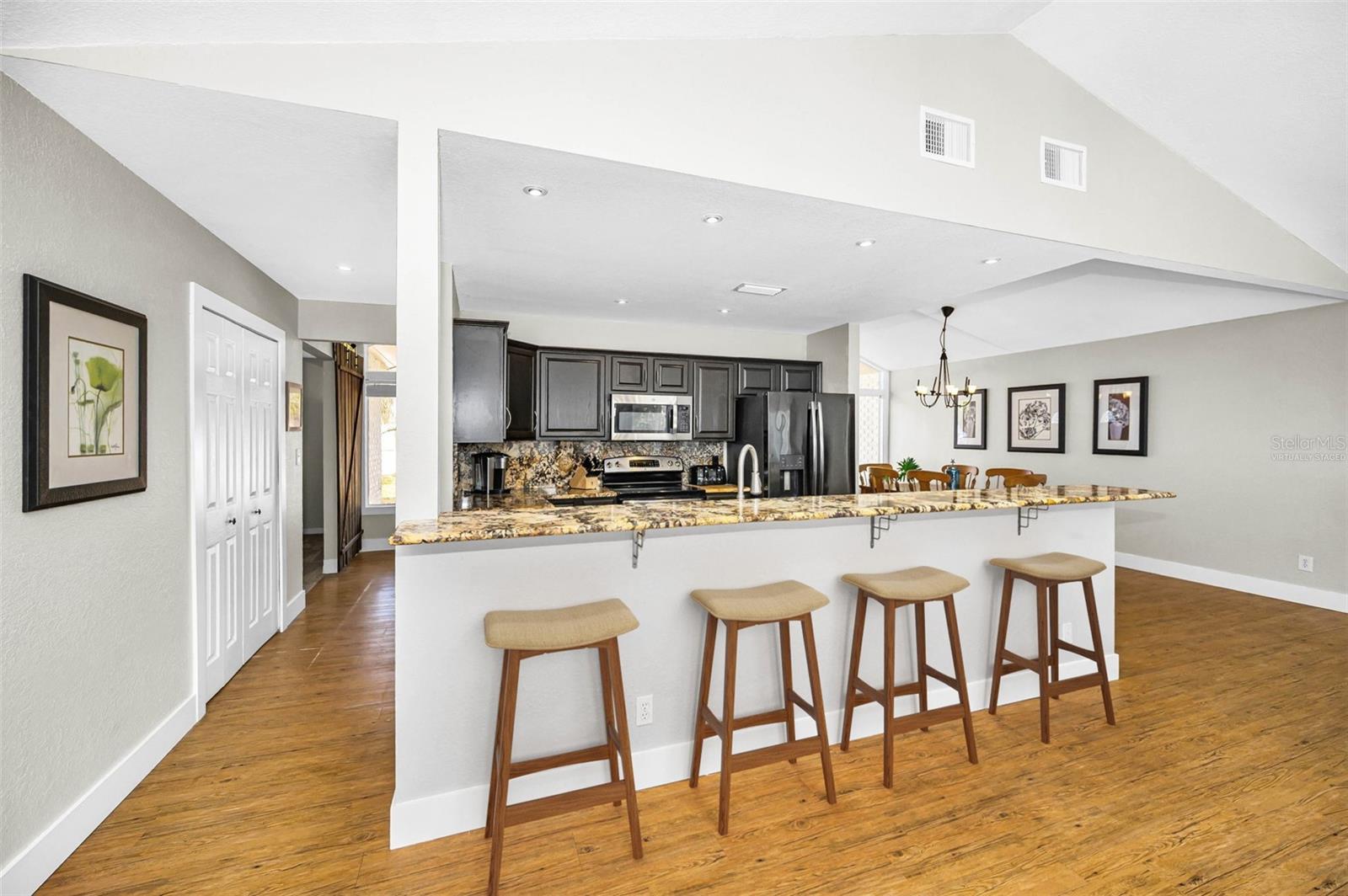 WHISPERING FOREST - Residential