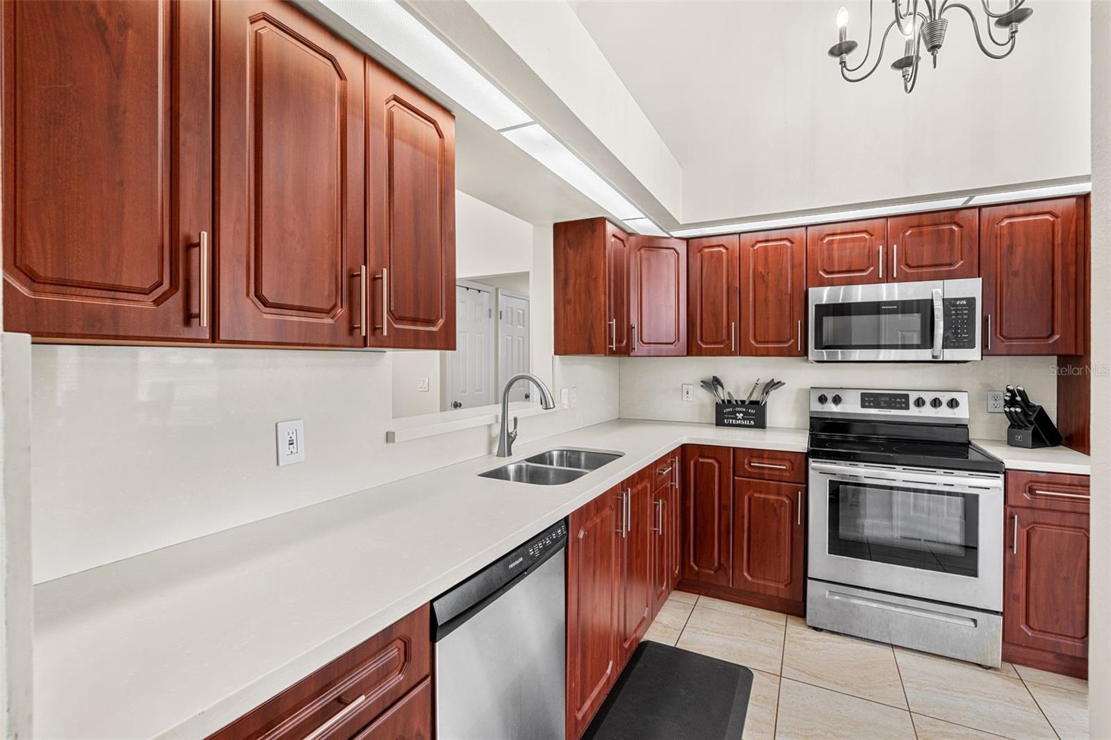 MEADOW WOODS VILLAGE 09 PH 02 - Residential