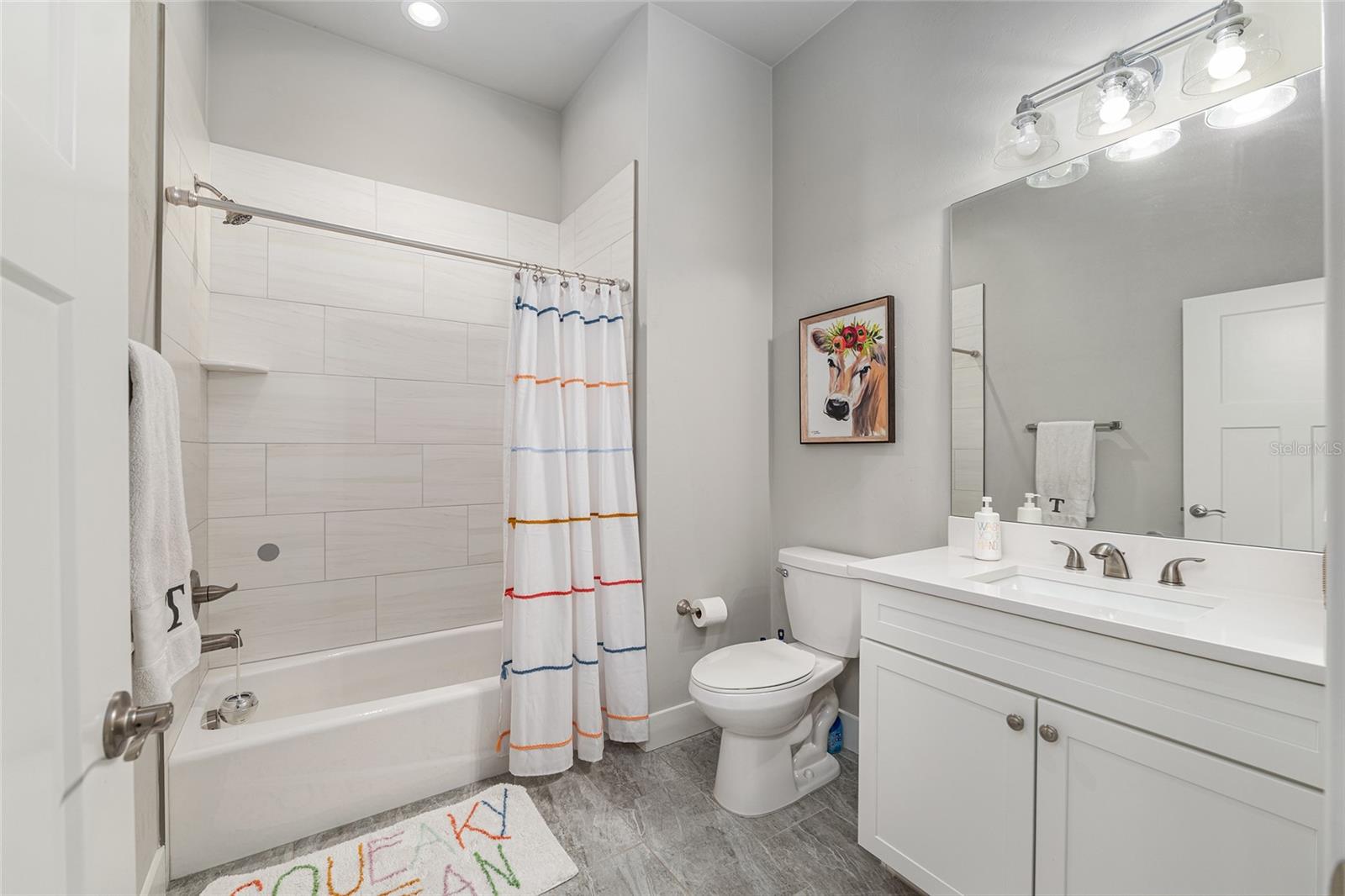 WESTON OAKS - Residential