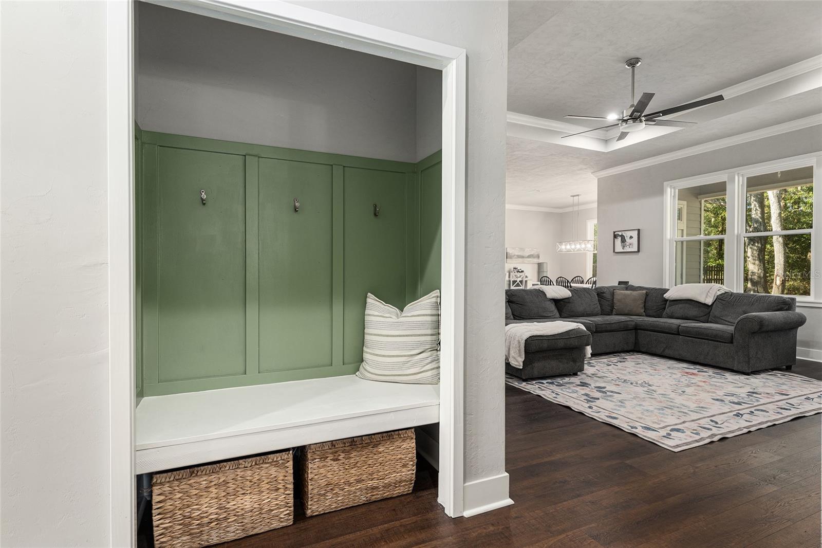 WESTON OAKS - Residential