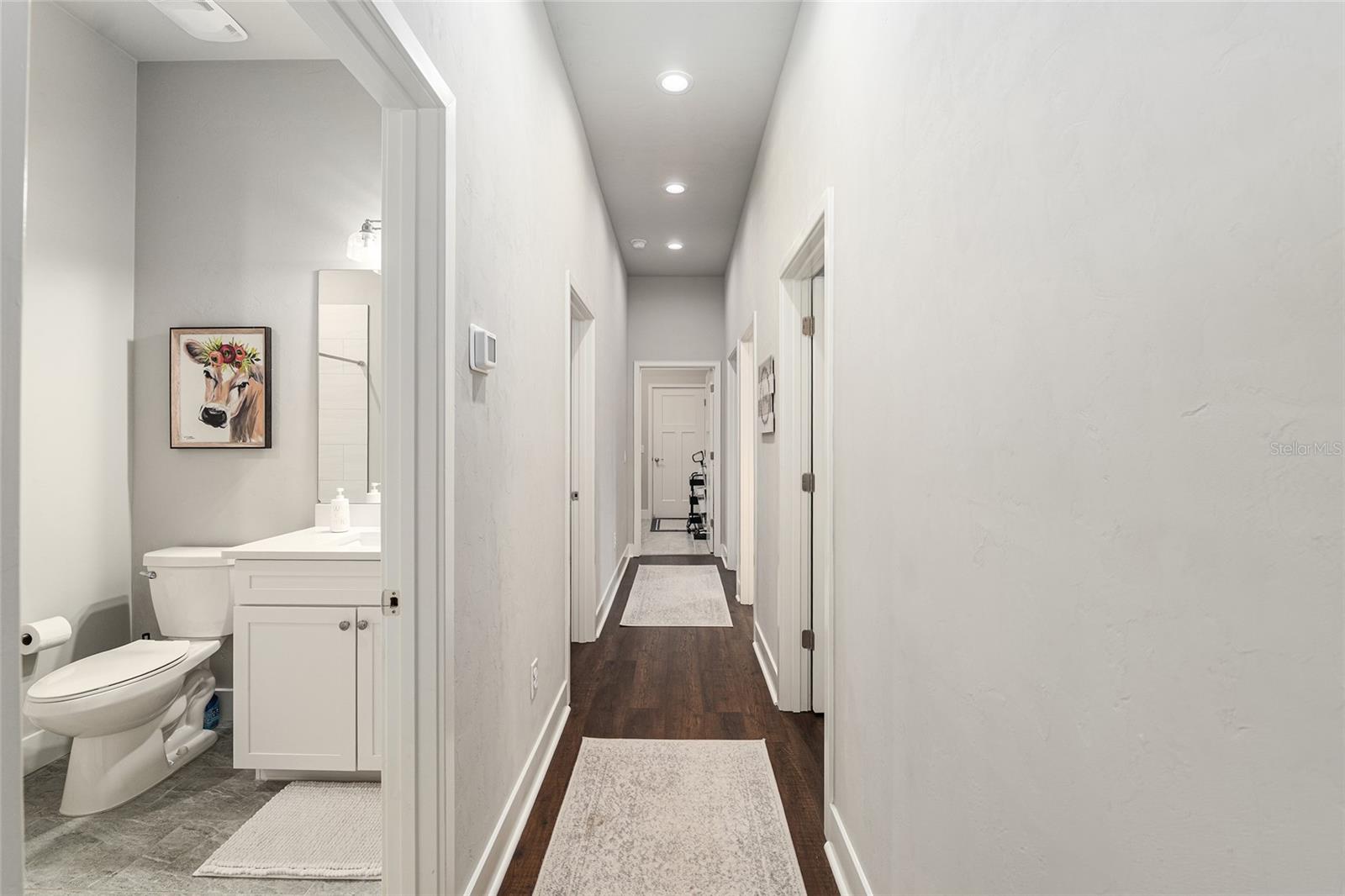 WESTON OAKS - Residential