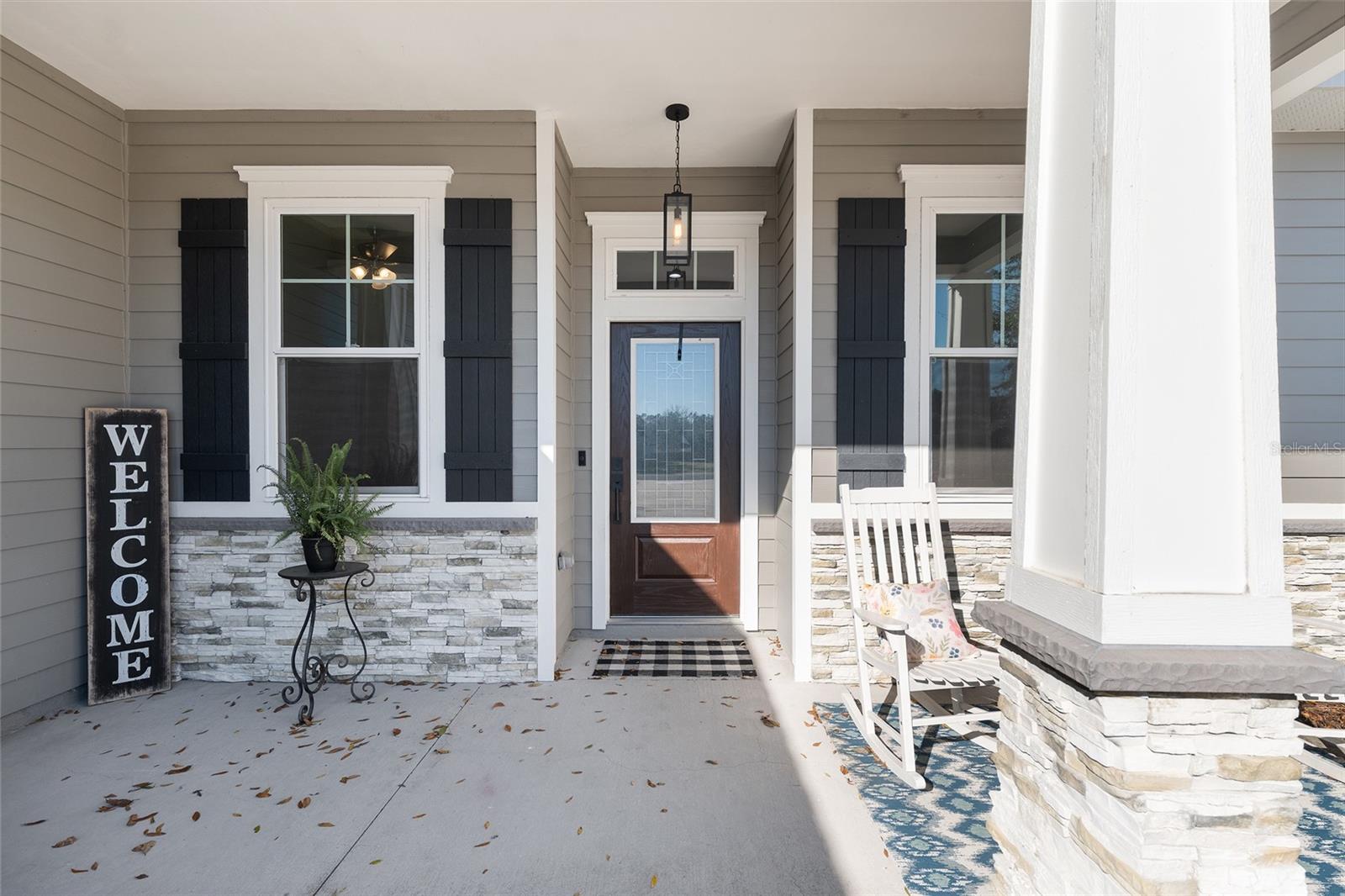 WESTON OAKS - Residential