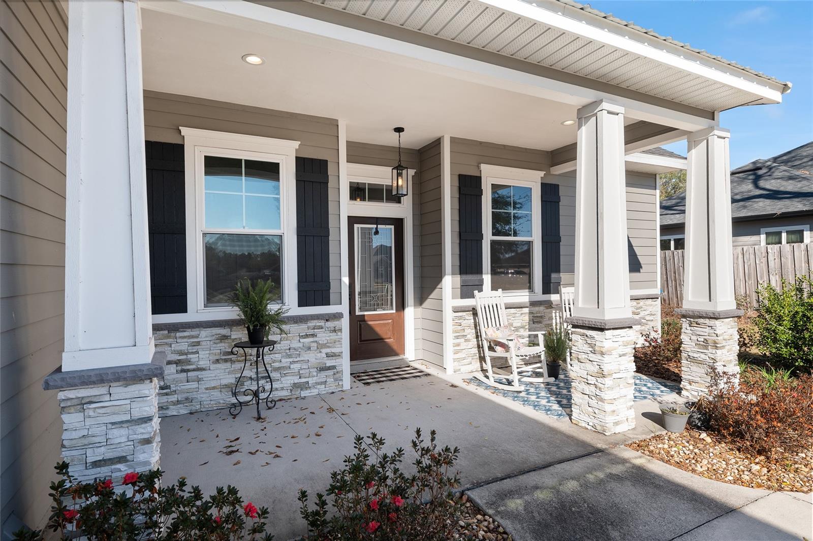 WESTON OAKS - Residential