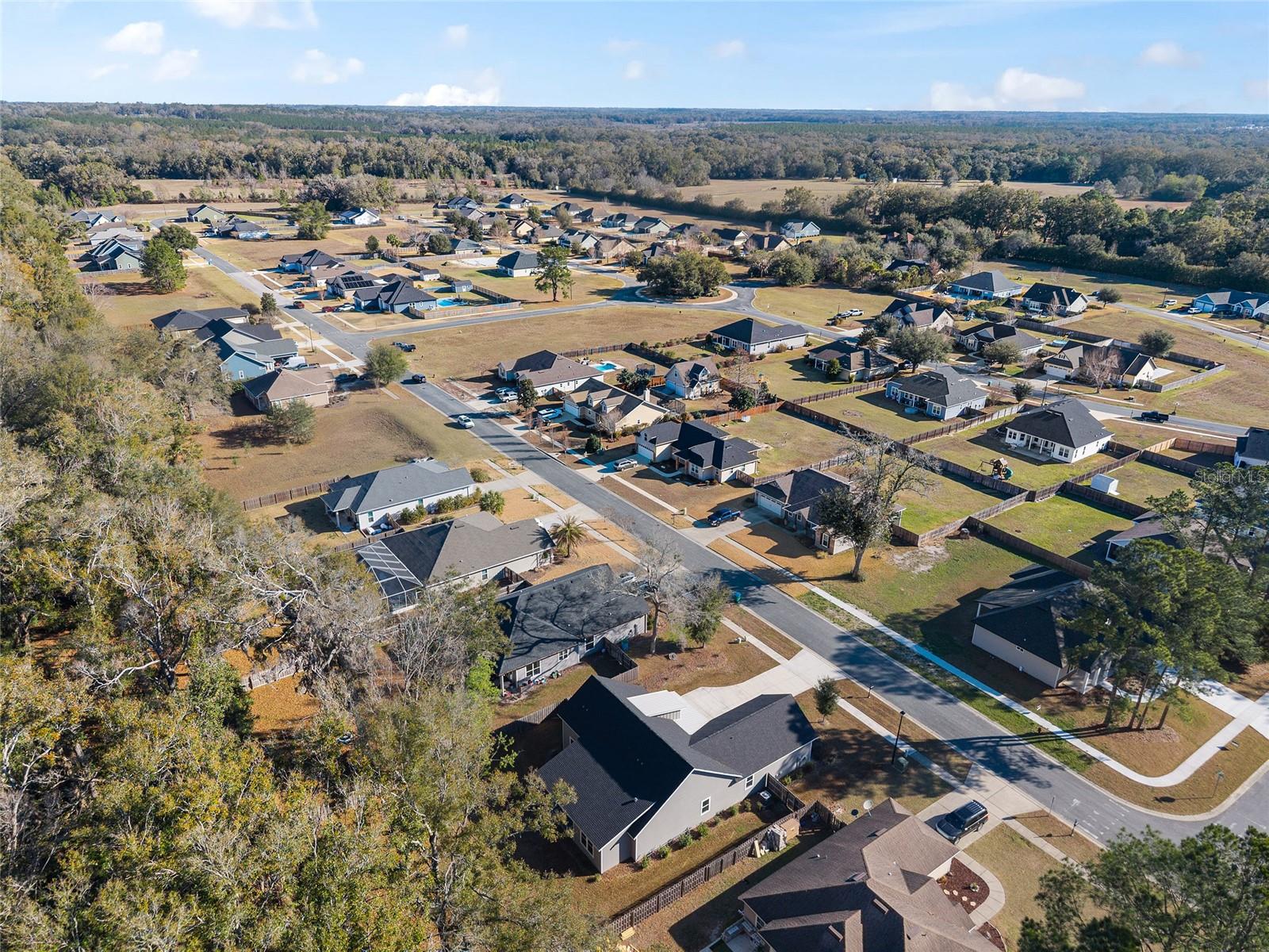 WESTON OAKS - Residential