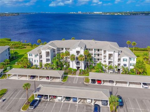 Photo of 910 Tidewater Shores Loop #102, Bradenton, FL 34208 (MLS # A4666818)