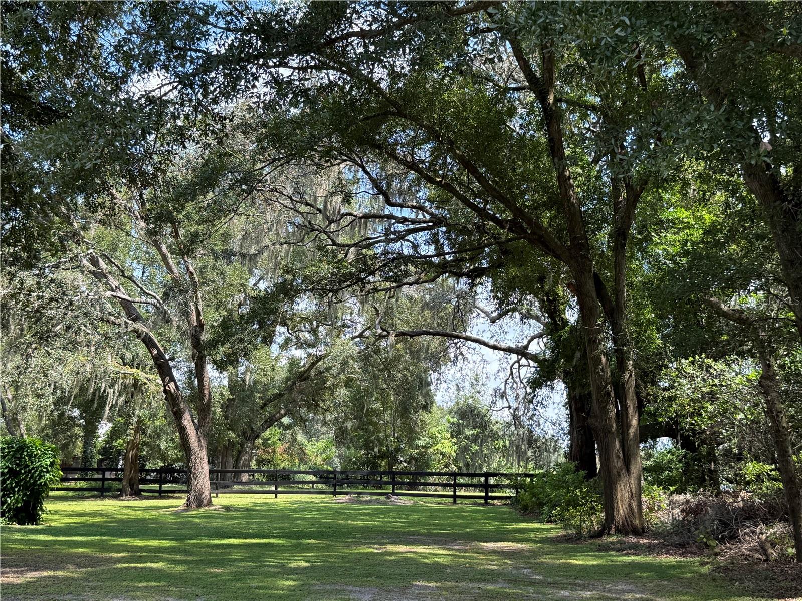 COUNTRYSIDE FARMS - Residential