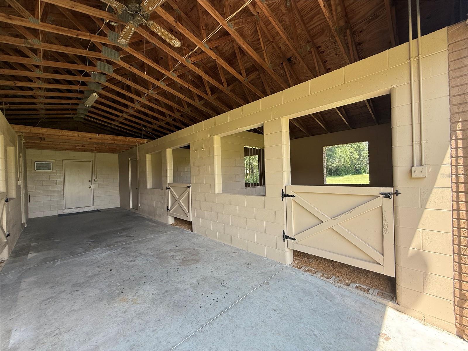 COUNTRYSIDE FARMS - Residential