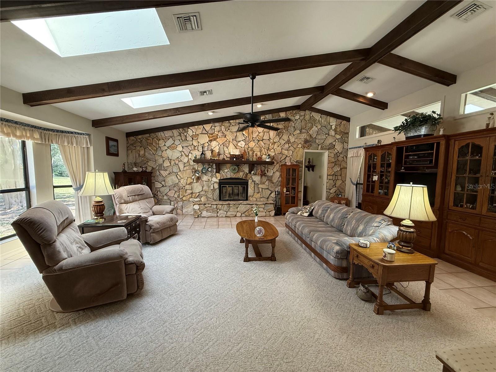 COUNTRYSIDE FARMS - Residential