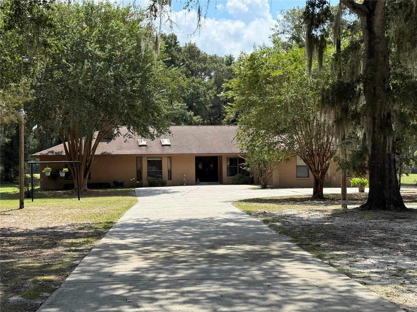 COUNTRYSIDE FARMS - Residential