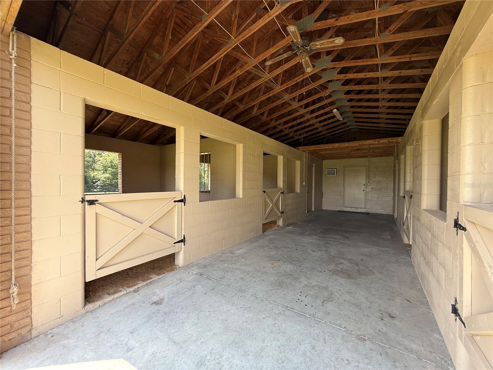 COUNTRYSIDE FARMS - Residential