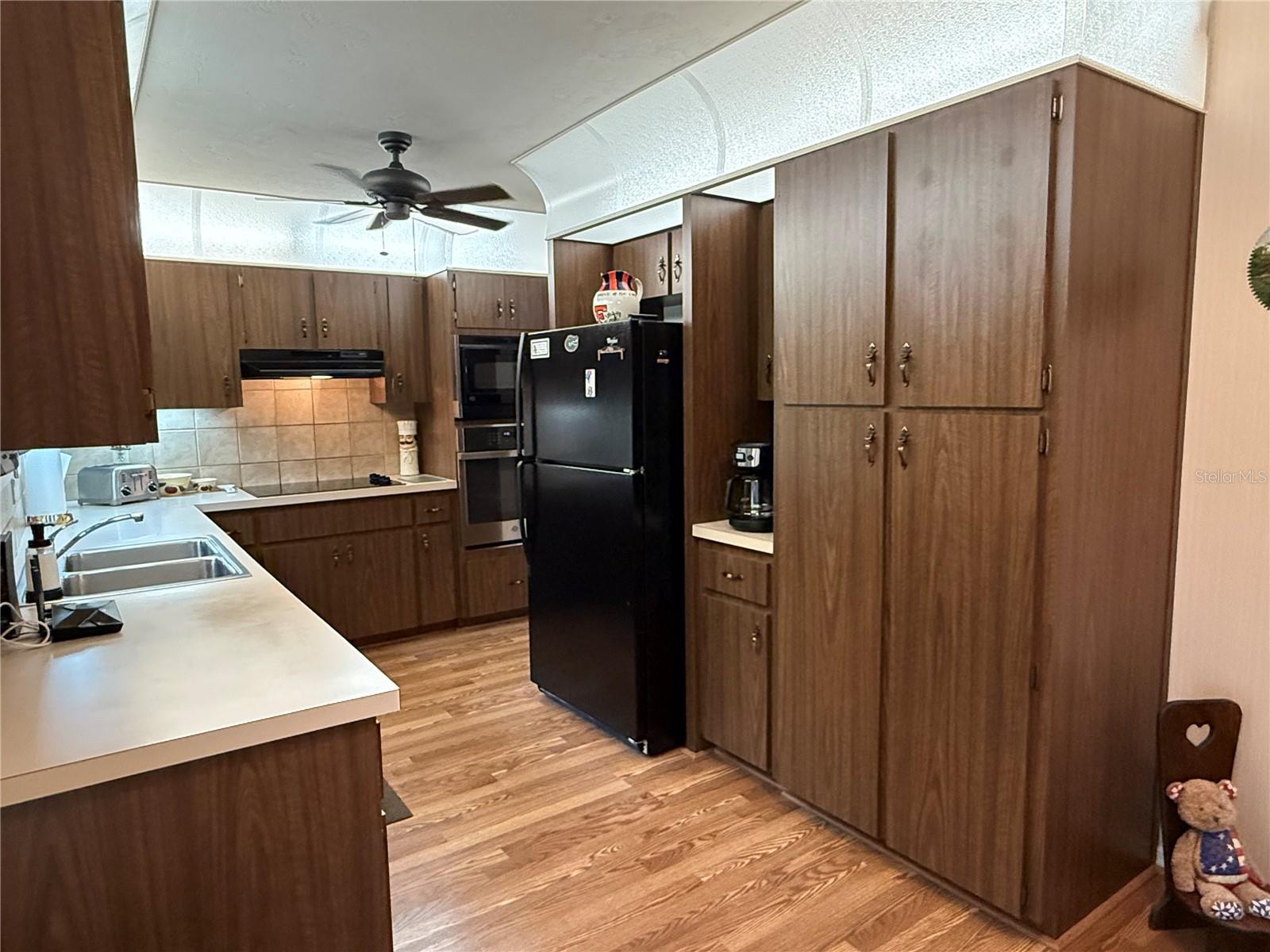 COUNTRYSIDE FARMS - Residential