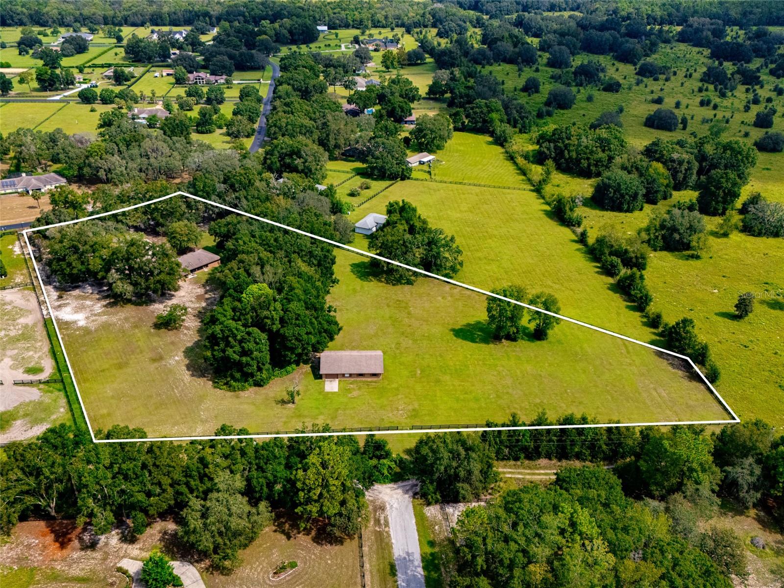 COUNTRYSIDE FARMS - Residential