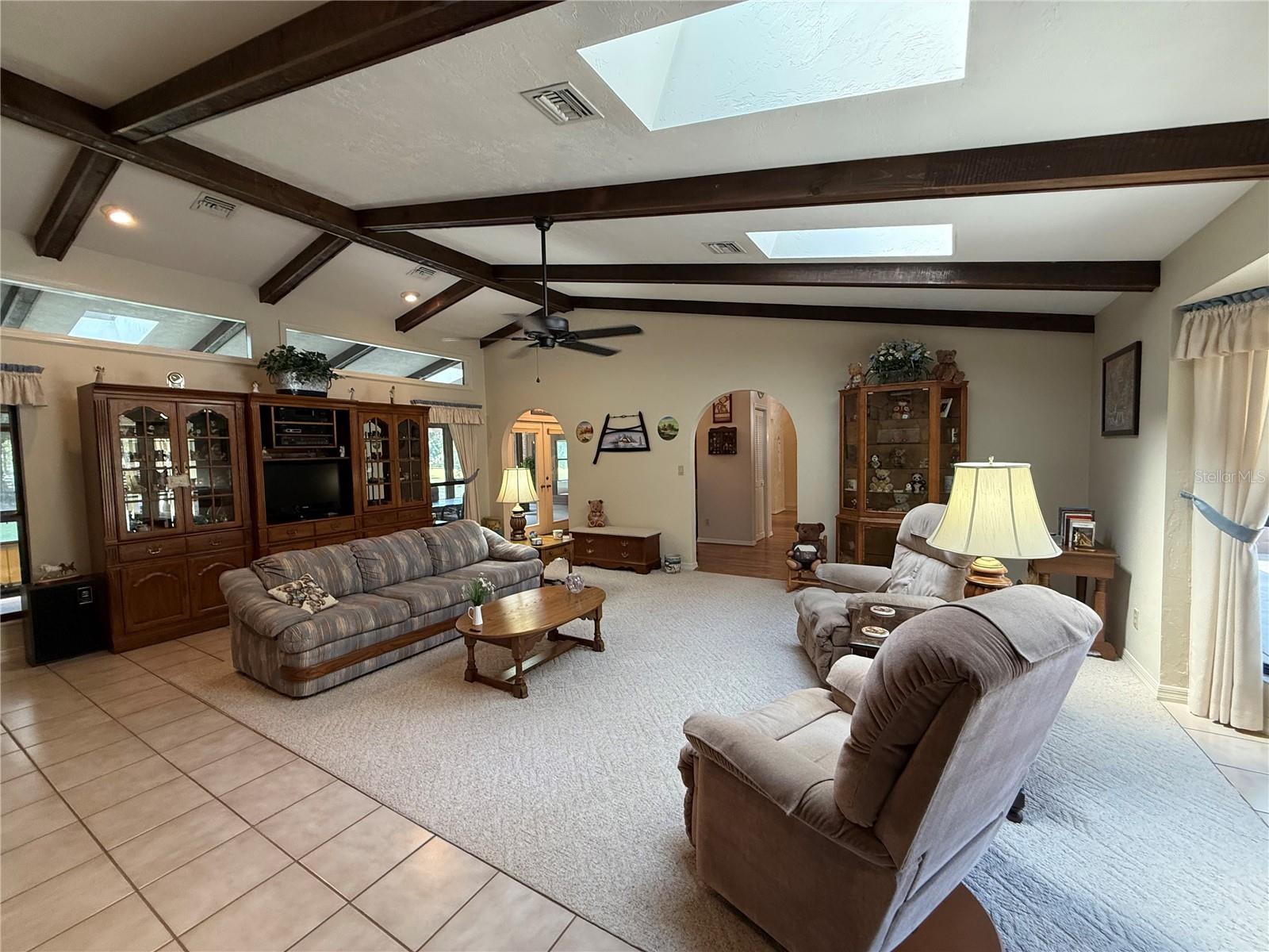 COUNTRYSIDE FARMS - Residential
