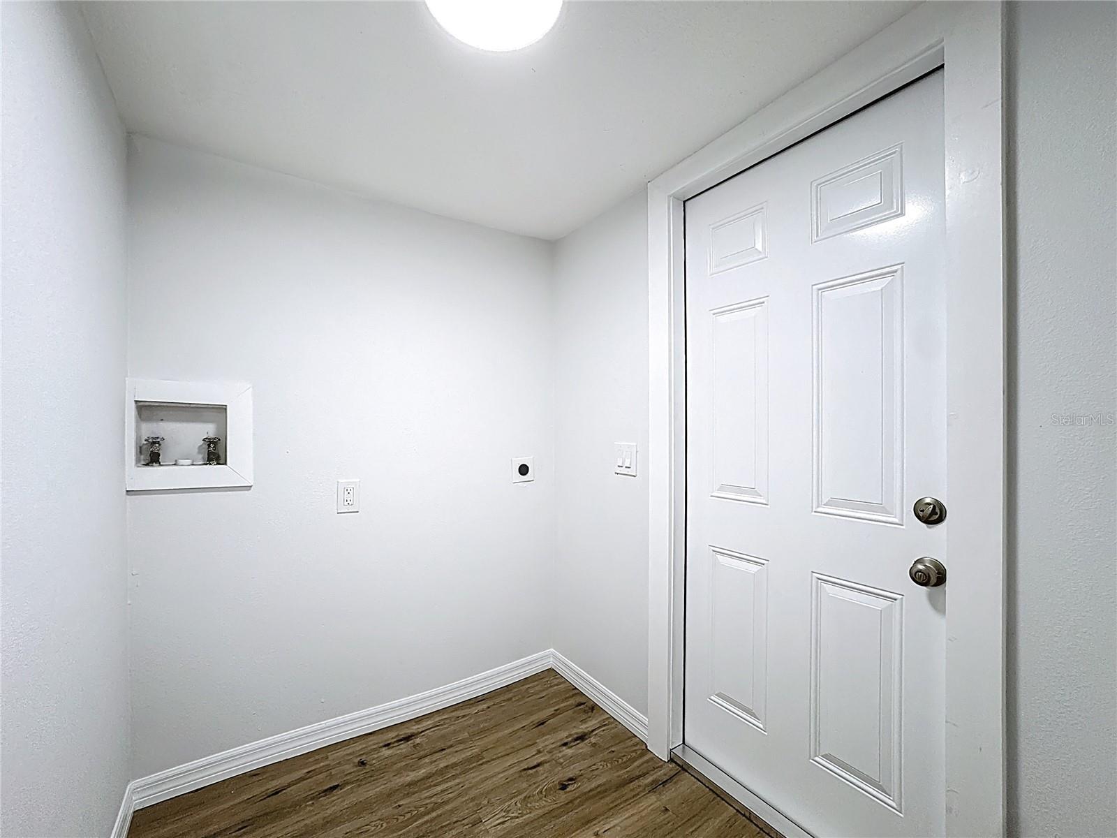 MONTVERDE HILLS - Residential