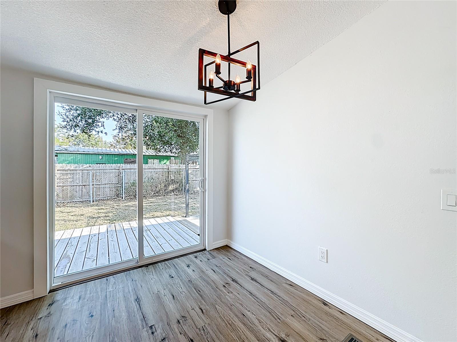 MONTVERDE HILLS - Residential