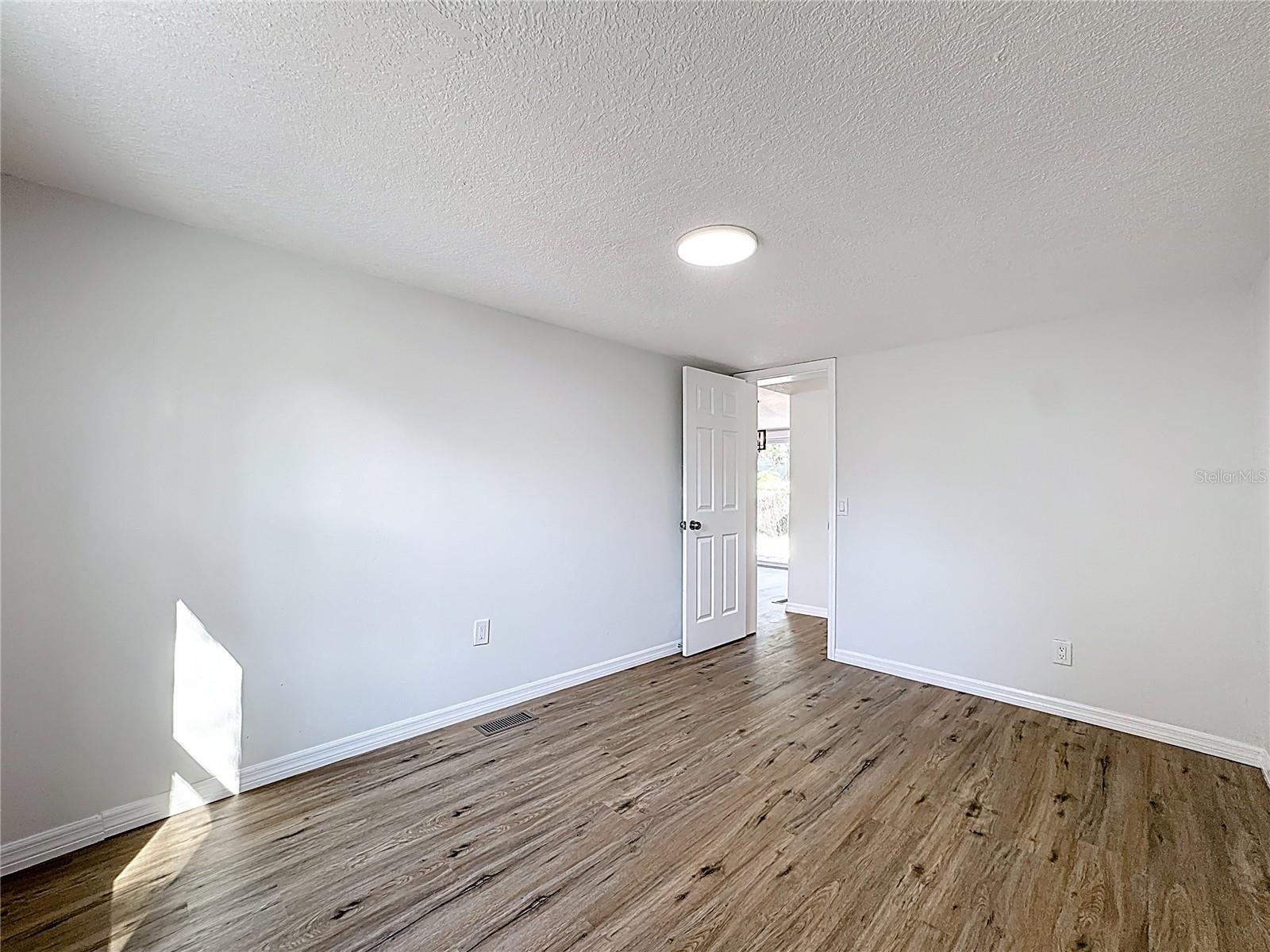 MONTVERDE HILLS - Residential