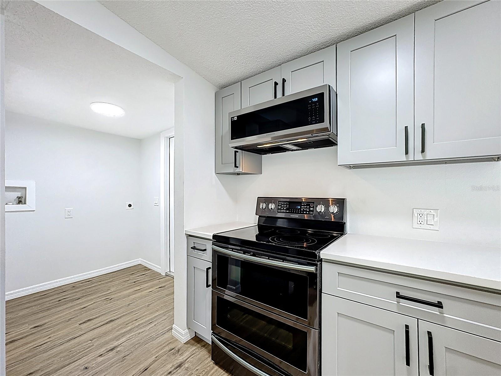 MONTVERDE HILLS - Residential