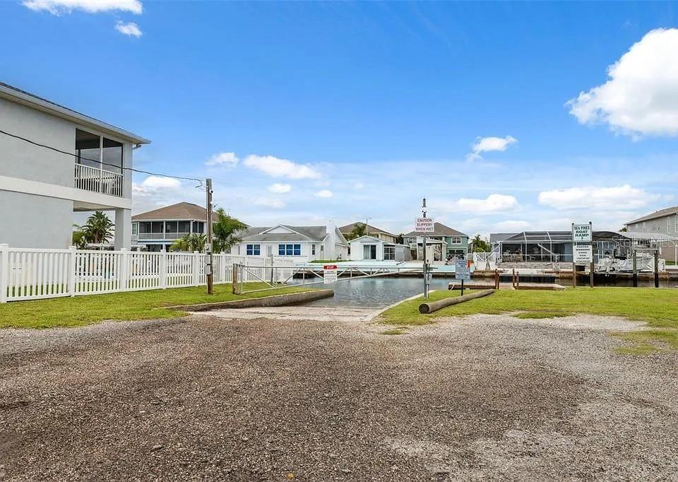 SEA PINES - Residential