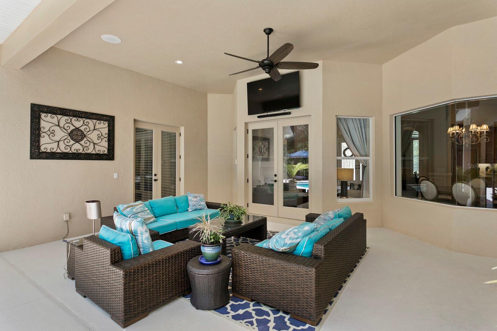 TAMPA PALMS AREA 4 PRCL 16 - Residential