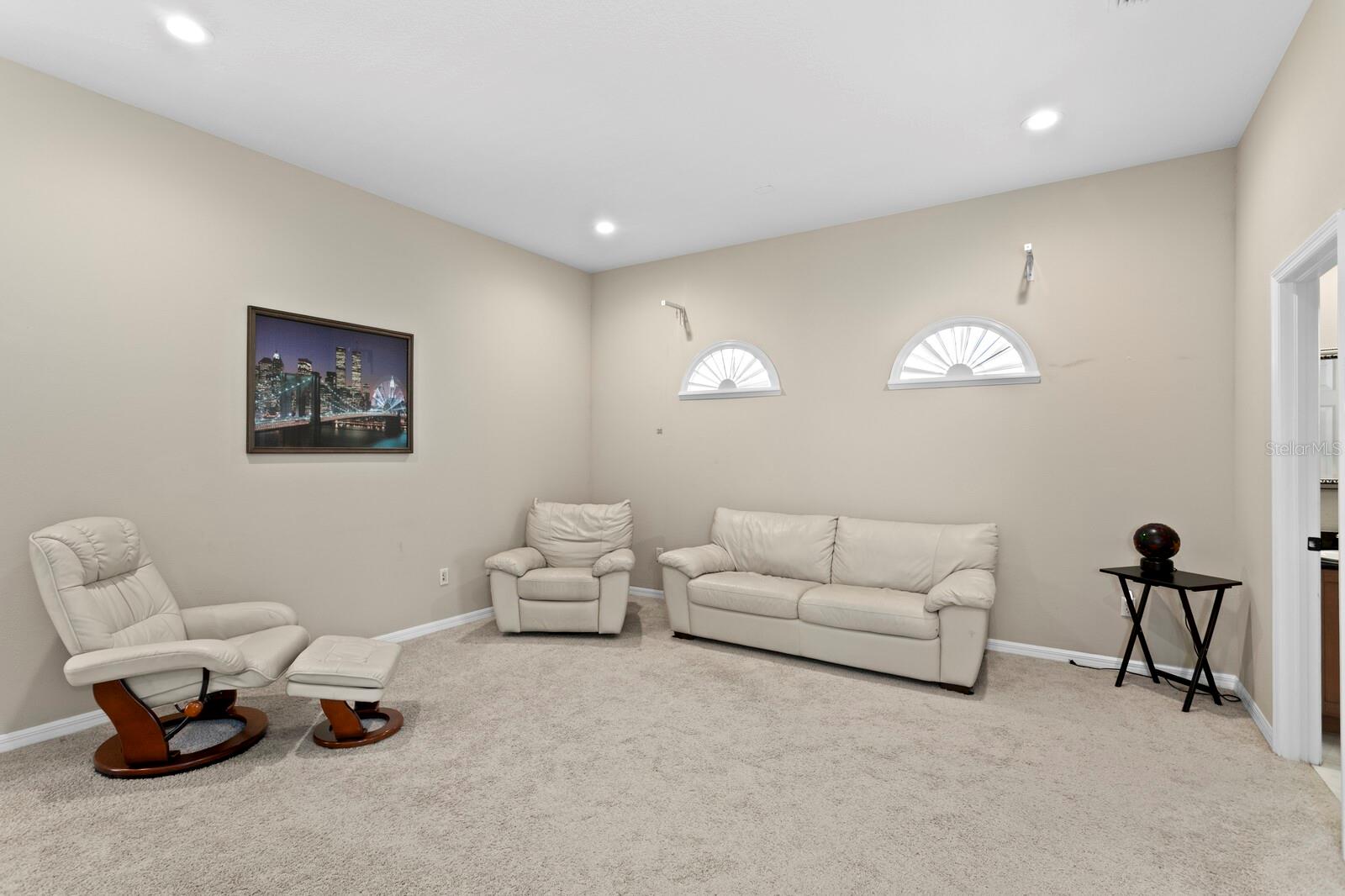 TAMPA PALMS AREA 4 PRCL 16 - Residential